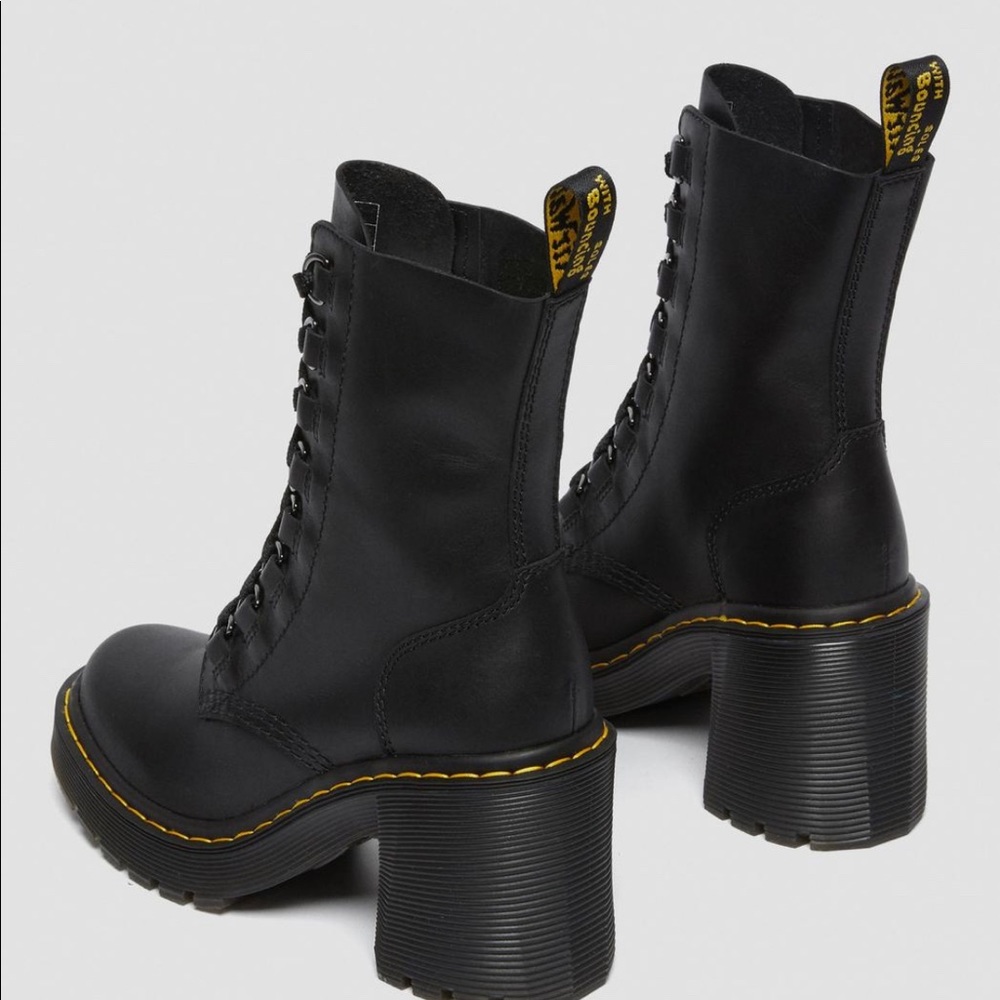 - Dr MARTENS CHESNEY BLACK BOOT Heel Lace Up Size: 8 - Picture 6 of 8
